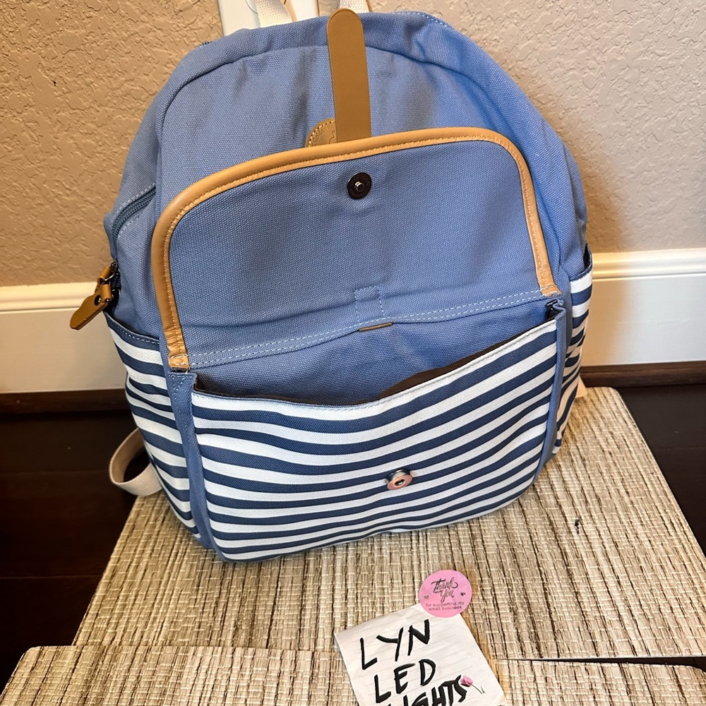 School Backpack Set - Picture 9 of 10